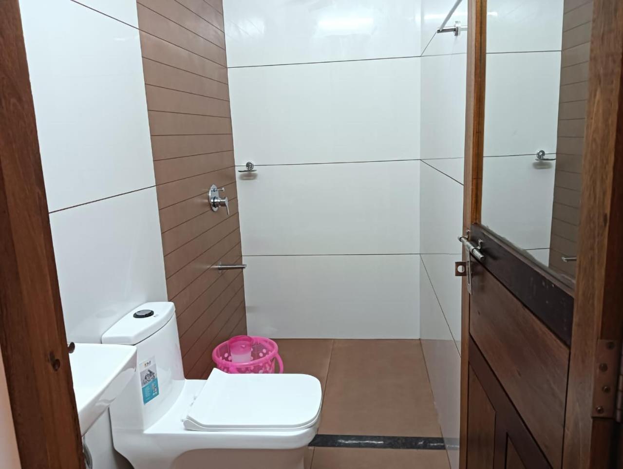 Sagar Beach Villas Home Stay Cherai Beach Exterior photo