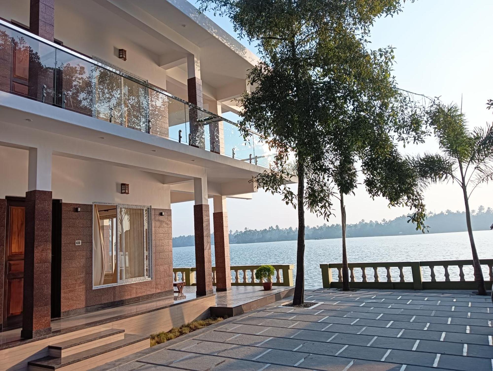 Sagar Beach Villas Home Stay Cherai Beach Exterior photo